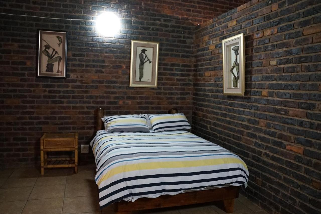 Kwele Game Lodge Beauty Екстериор снимка